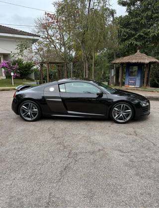 AUDI R8 5.2 FSI COUPE PLUS QUATTRO V10 40V GASOLINA 2P S TRONIC AUDI R8 5.2 FSI COUPE PLUS QUATTRO V10 40V GASOLINA 2P S TRONIC